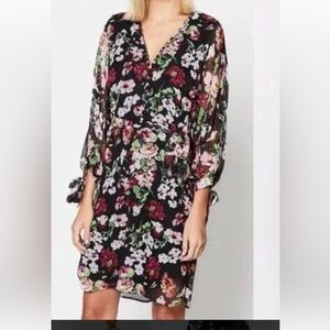 Equipment Natasha Floral Silk Shift Dress in size Small